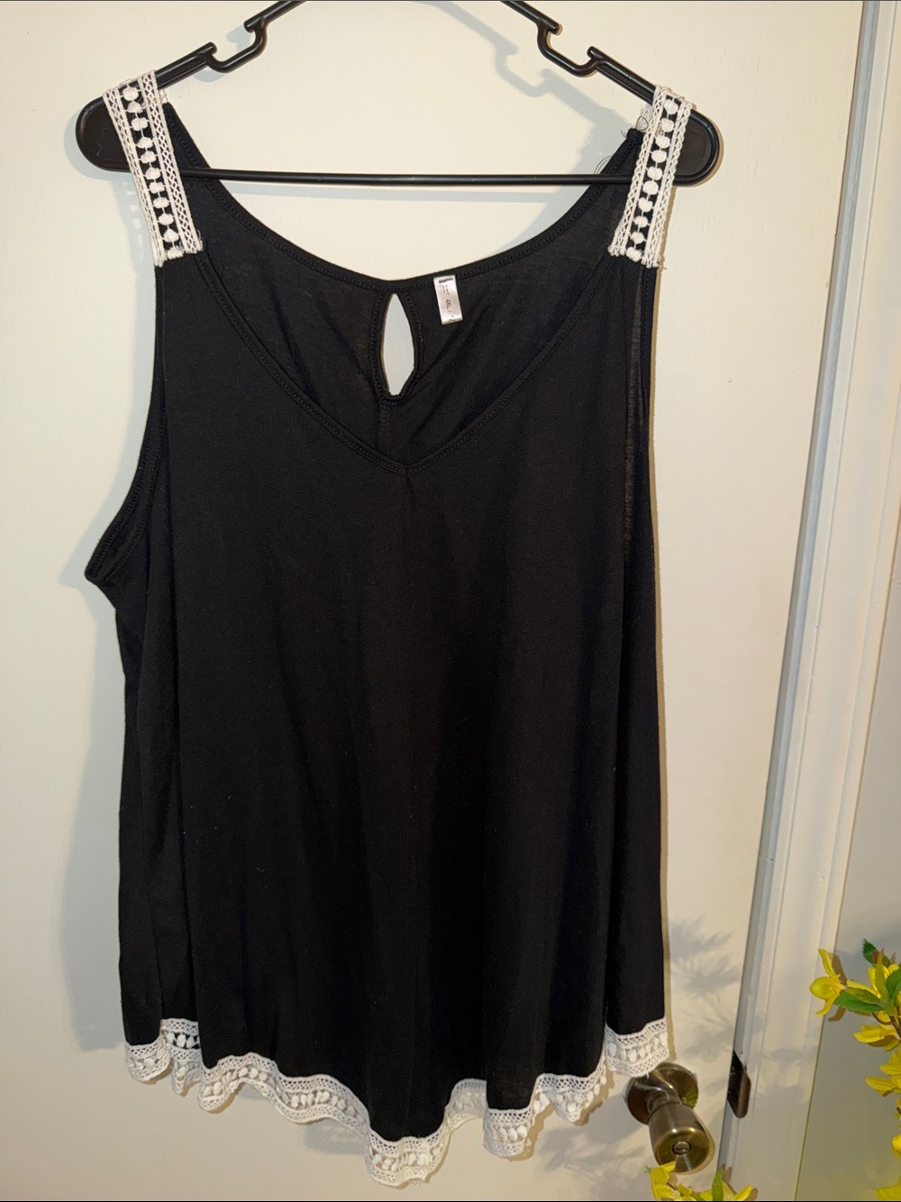 Forever 21 Black Tank Top with White Crochet Trim